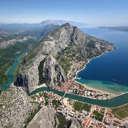 Villa Omiš Екстериор снимка