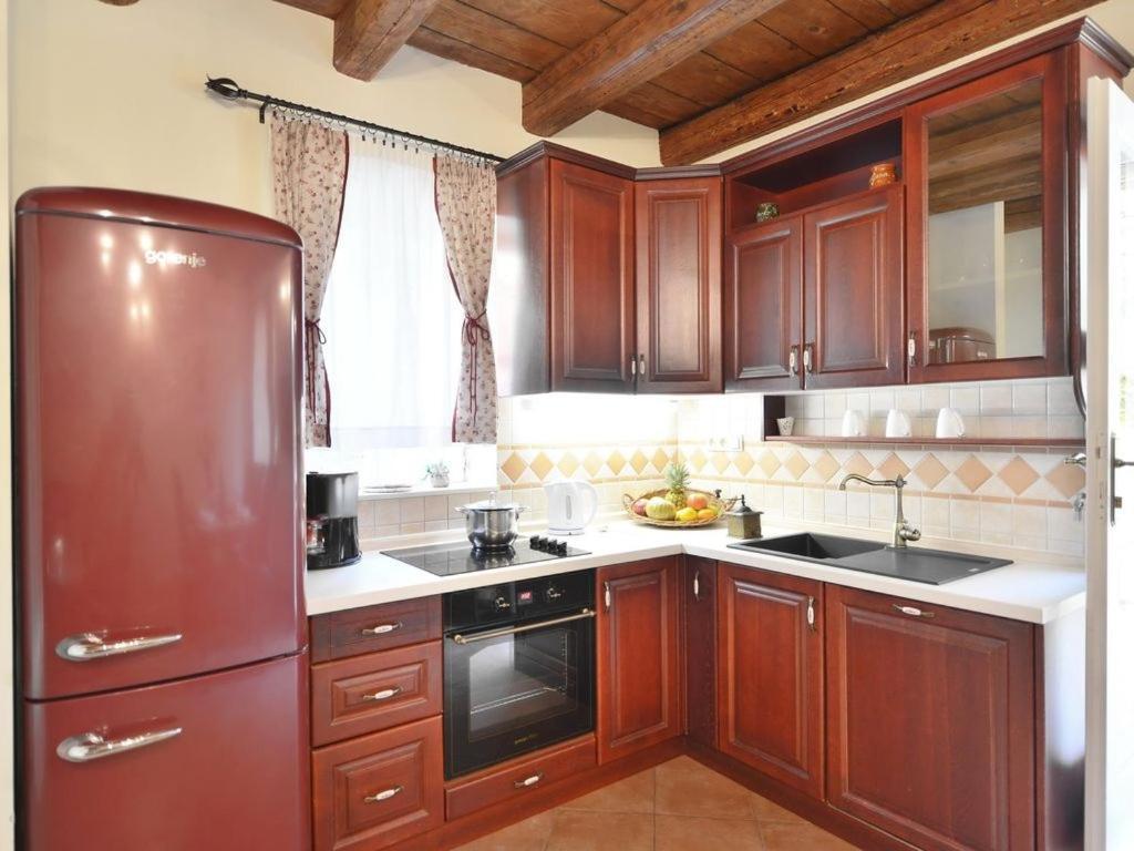 Villa Omiš Екстериор снимка